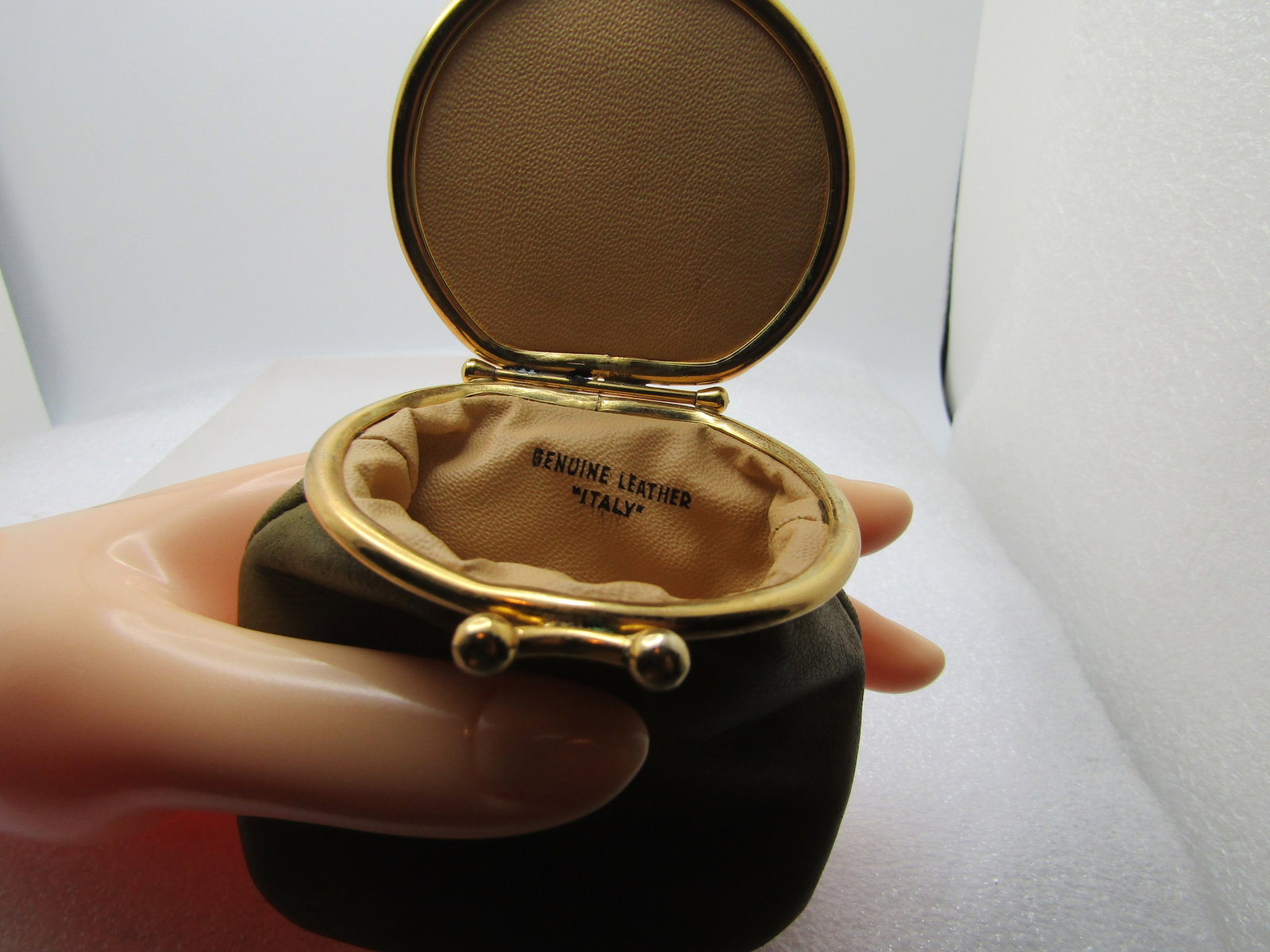 Vintage Genuine Italian Leather Coin Purse, Girl Image on Front. 1960's - 5
