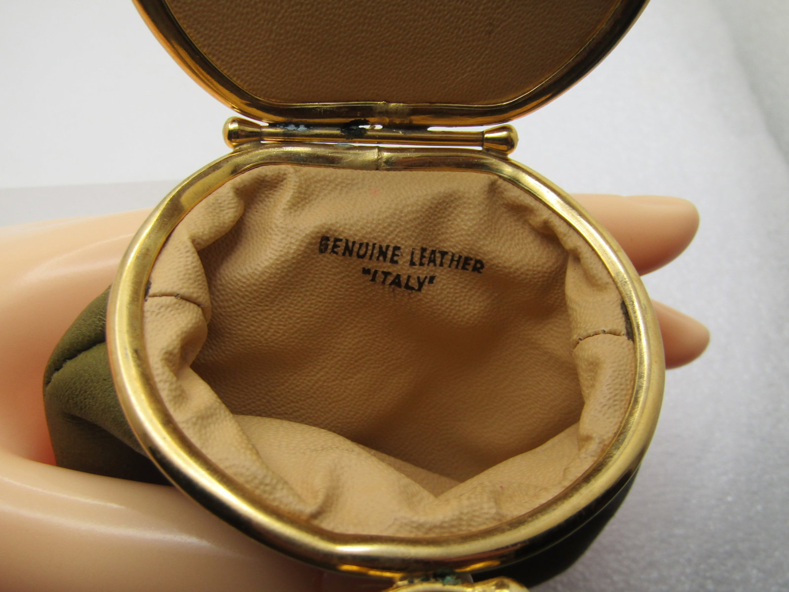 Vintage Genuine Italian Leather Coin Purse, Girl Image on Front. 1960's - 7