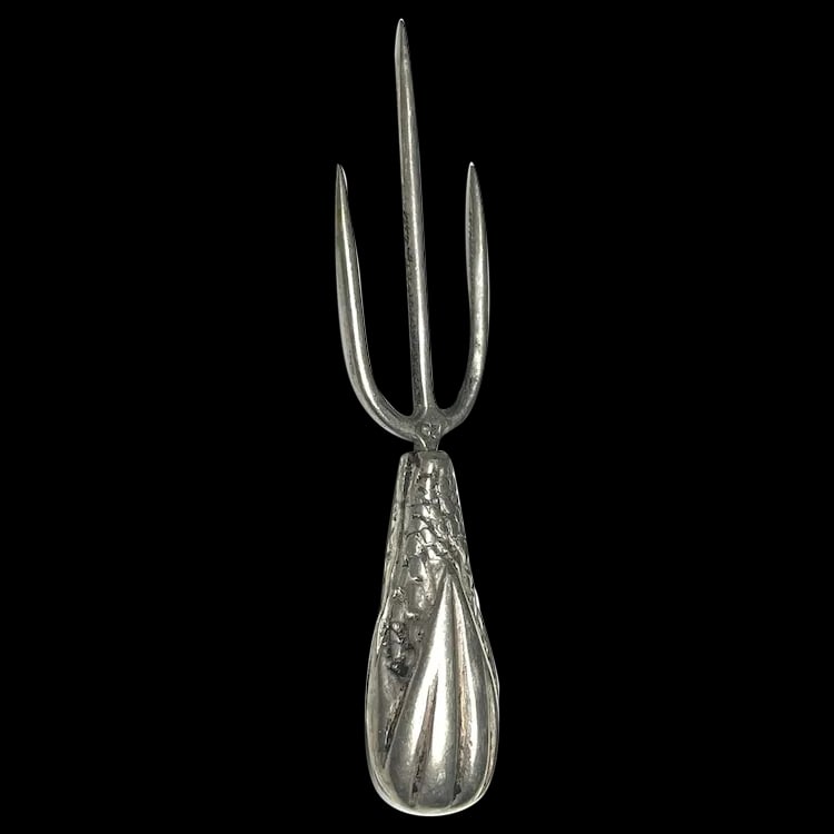 Vintage Sterling Silver Corn and the Cobb Fork (1 of 4)