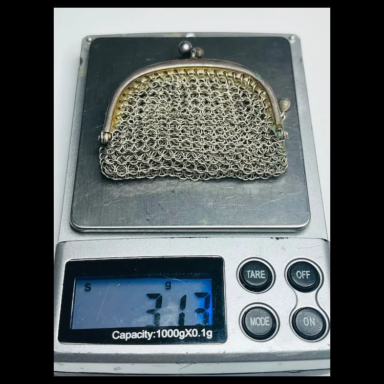 Vintage Sterling Silver Chainmail Two Compartment Coin Purse/ Pendant - 10