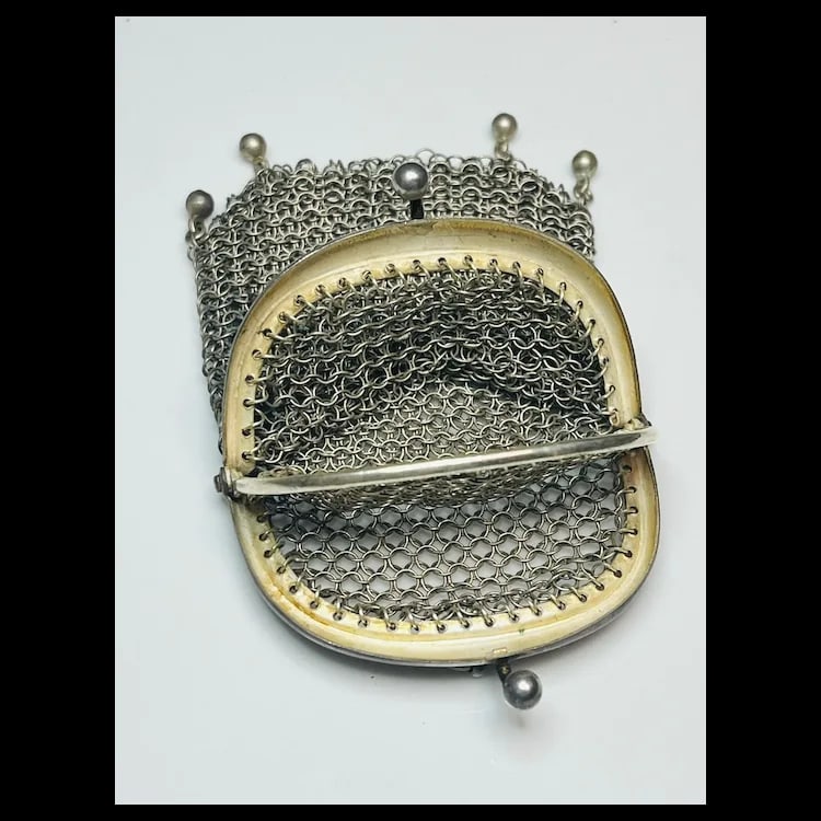 Vintage Sterling Silver Chainmail Two Compartment Coin Purse/ Pendant - 4