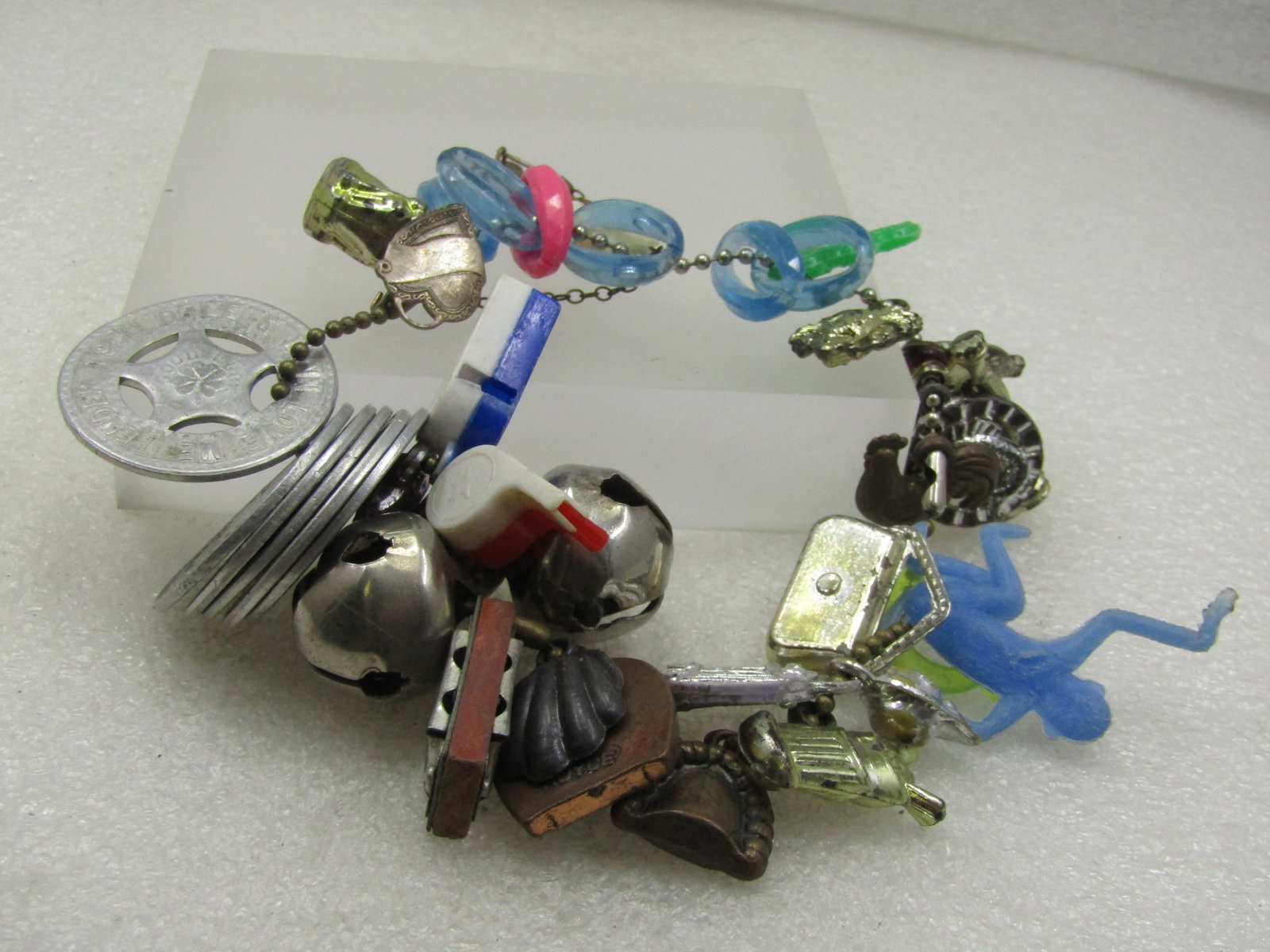 Vintage Chain of Vending Machine Charms , Souveniers, & More, 1940's-1960's (1 of 9)