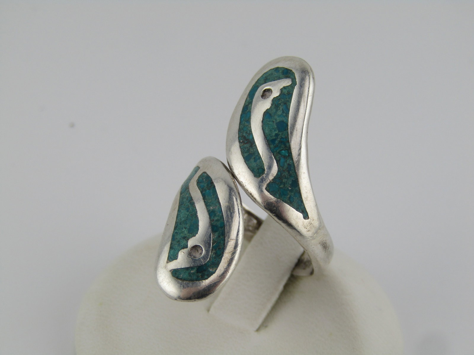 Vintage Sterling Southwestern Inlaid Turquoise Chip Ring, Bypass Adustable, 1970's-1980's. Signed - 2