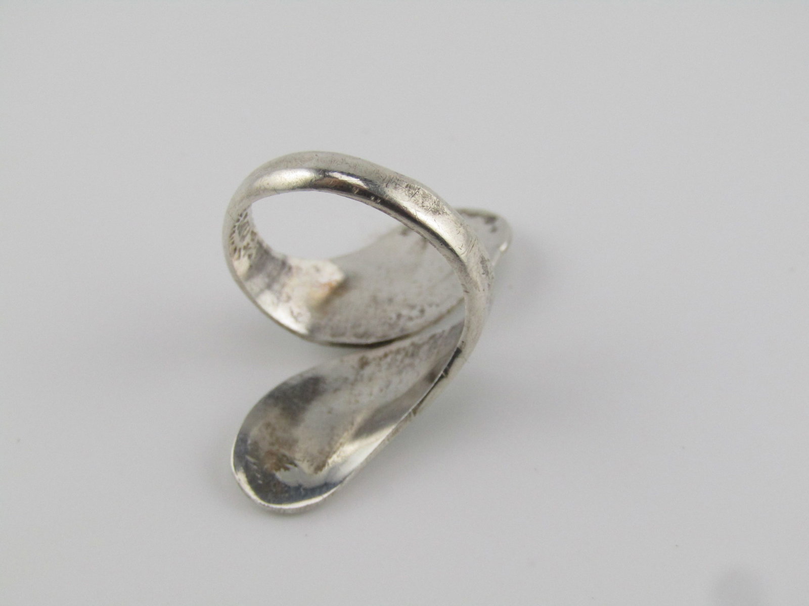 Vintage Sterling Southwestern Inlaid Turquoise Chip Ring, Bypass Adustable, 1970's-1980's. Signed - 4