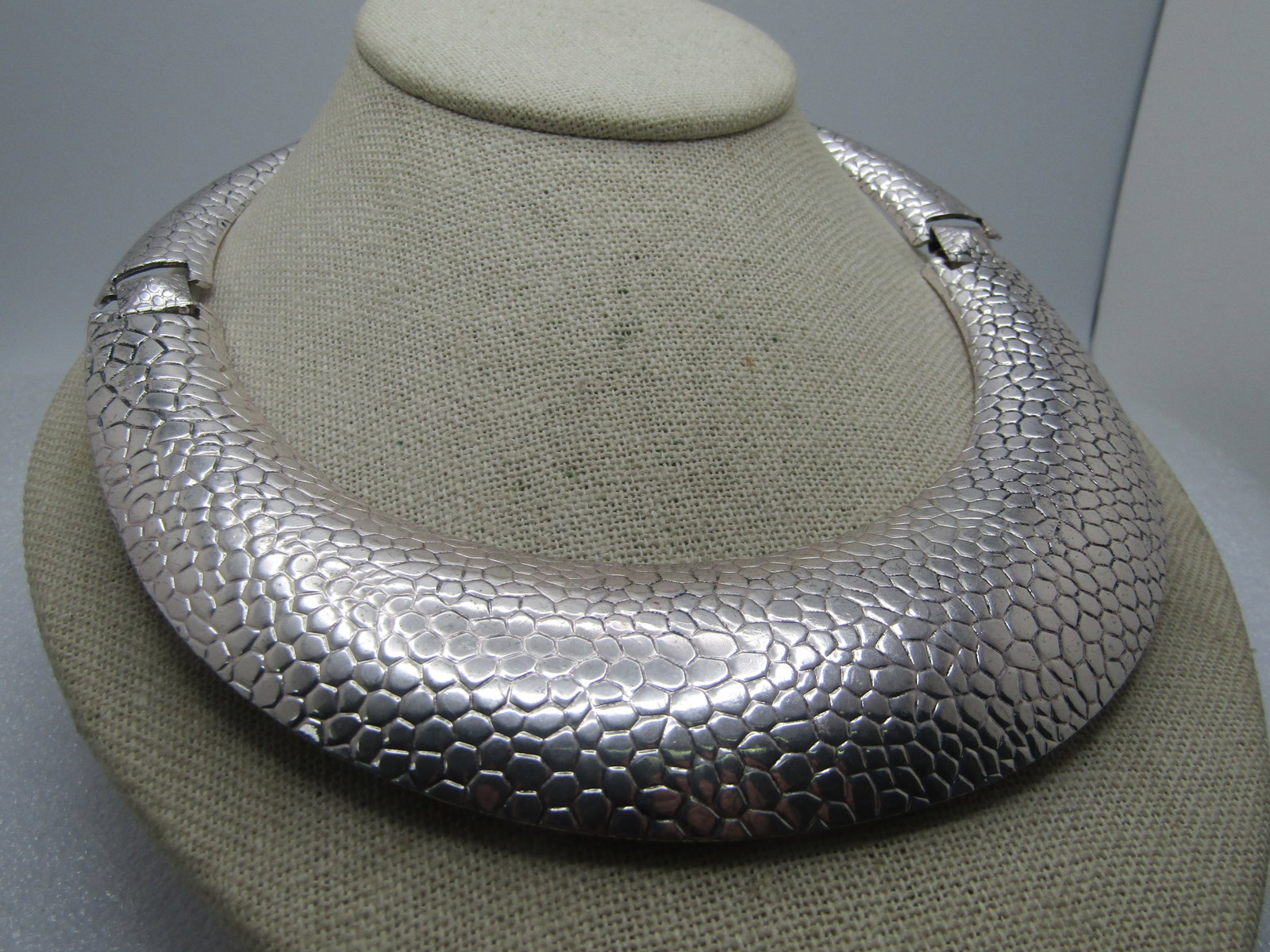 Vintage Wide Collar Necklace, 15"-18", 1980's - 2