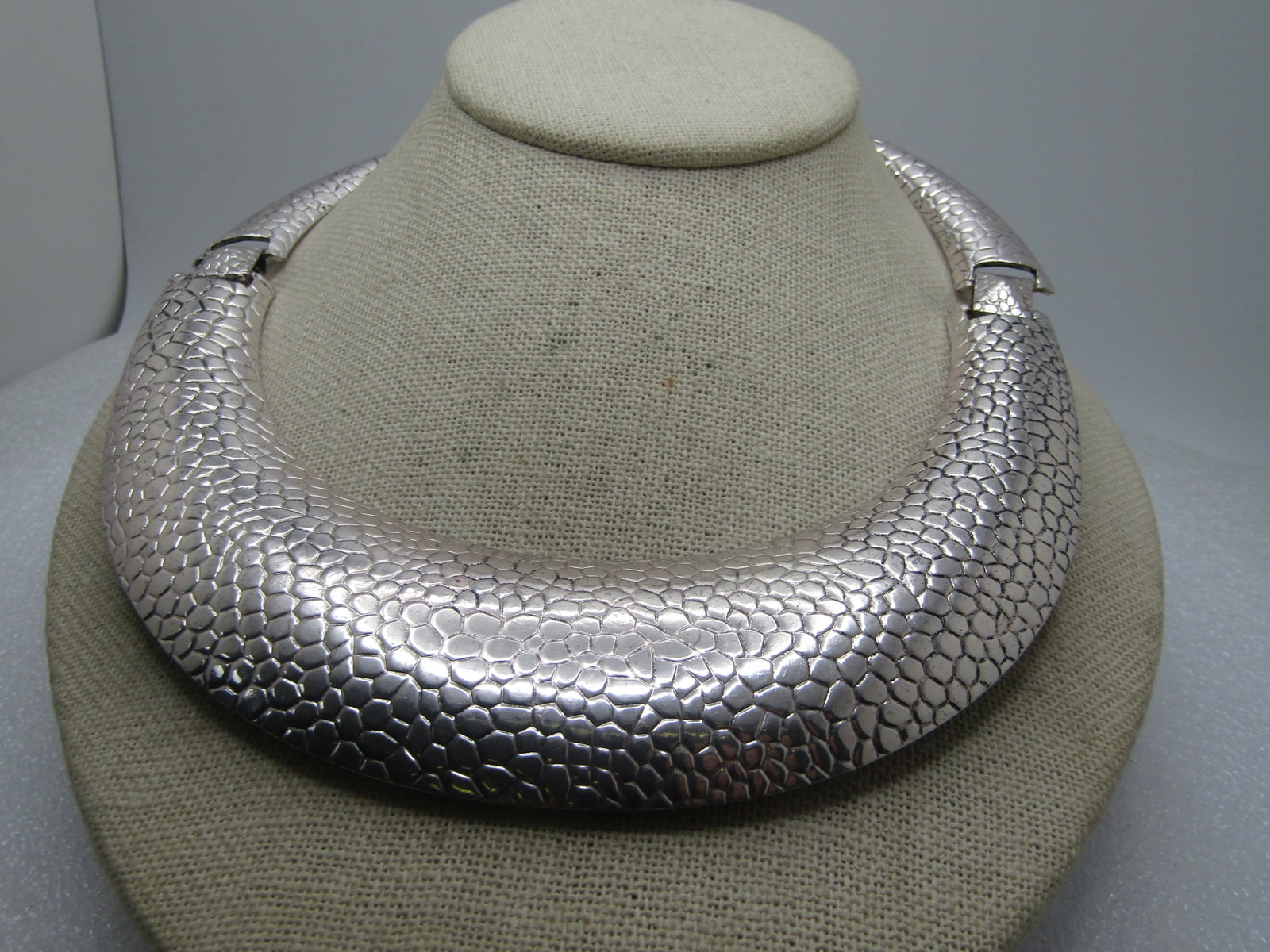Vintage Wide Collar Necklace, 15"-18", 1980's - 3