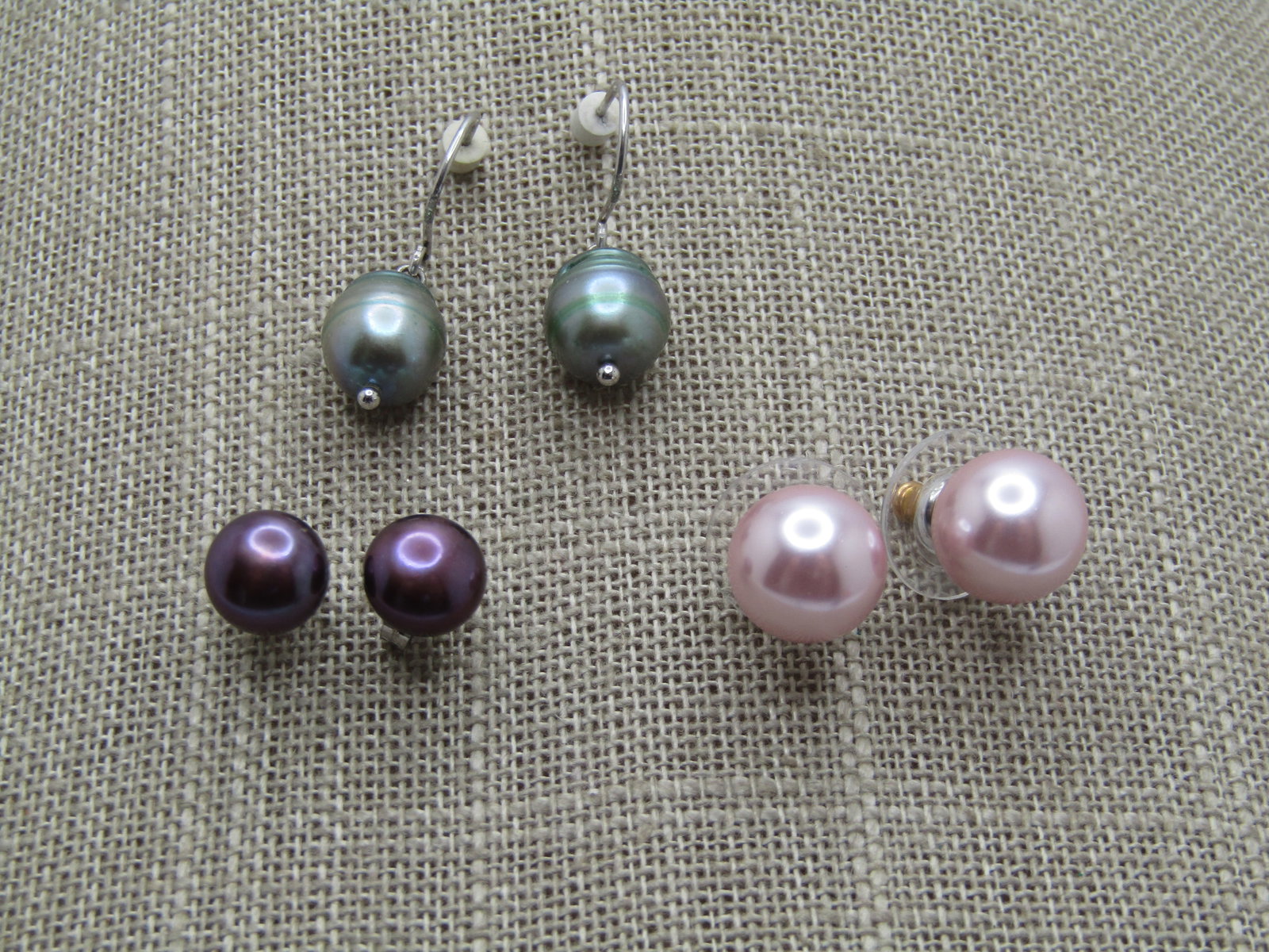 Vintage Sterling Cultured Tahitian Pearl Earrings, Pink, Green, Purple, Pierced, 1980's-1990's.: Title: Vintage Sterling Cultured Tahitian Pearl Earrings, Pink, Green, Purple, Pierced, 1980's-1990's. Red rhinestone pear-shaped drop with red round rhienstones set in the front piece with clear