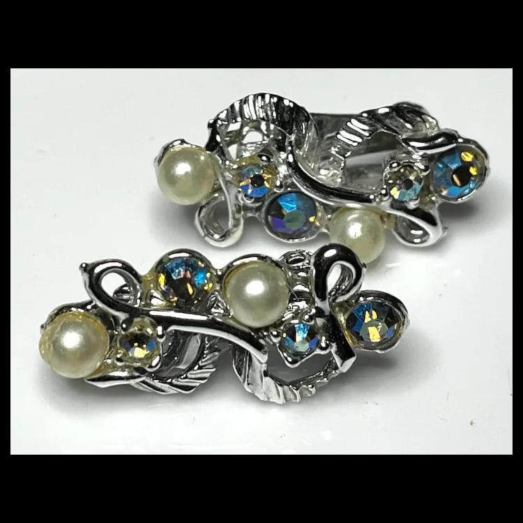 Collection of Vintage Earrings - 5