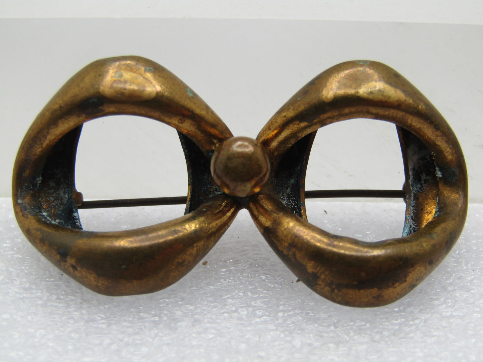 Victorian Figure Eight Bow Brooch, Brass, 1800's, C-Clasp (1 of 4)