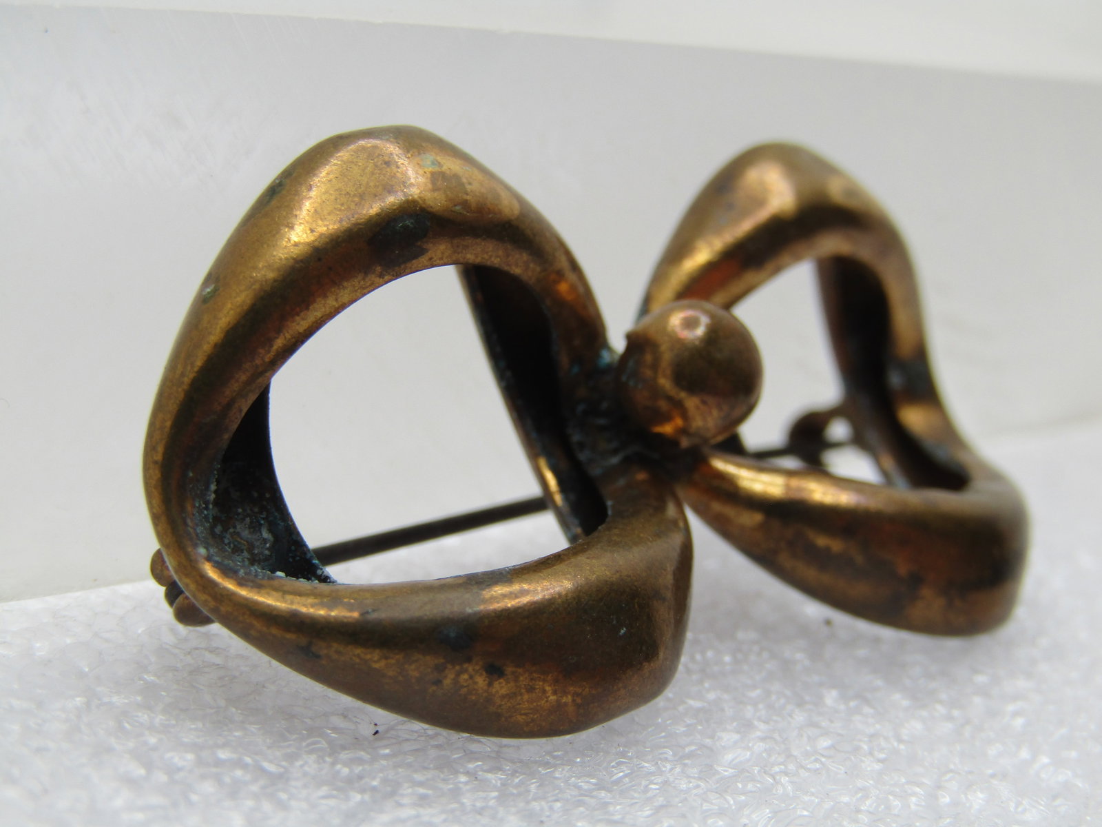 Victorian Figure Eight Bow Brooch, Brass, 1800's, C-Clasp - 2