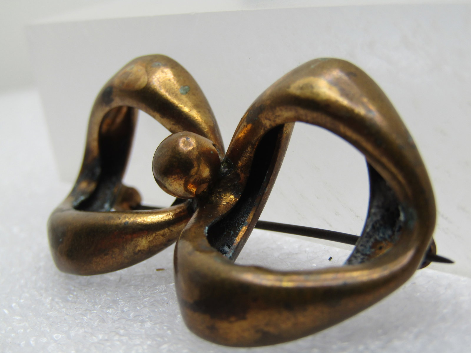 Victorian Figure Eight Bow Brooch, Brass, 1800's, C-Clasp - 3