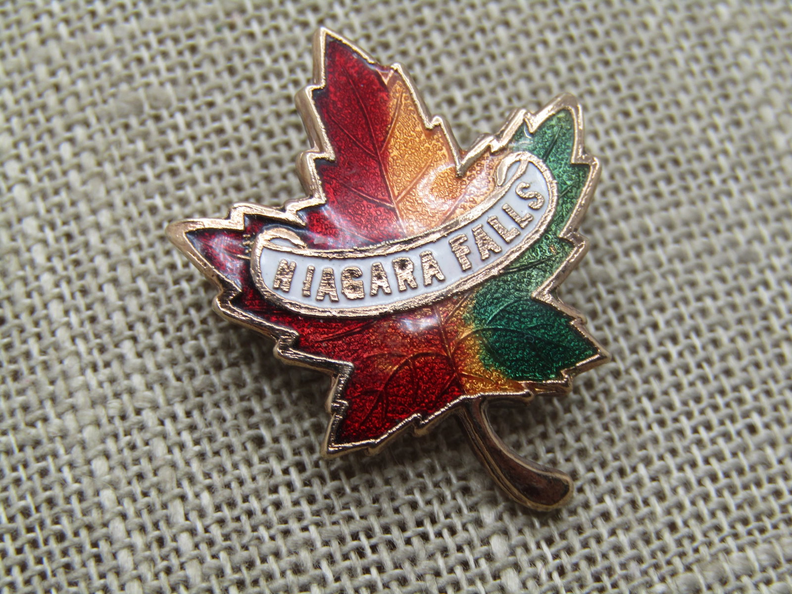 Vintage Guilloche/Enamed Niagra Falls Maple Leaf Brooch, , 1960's-1970's - 2