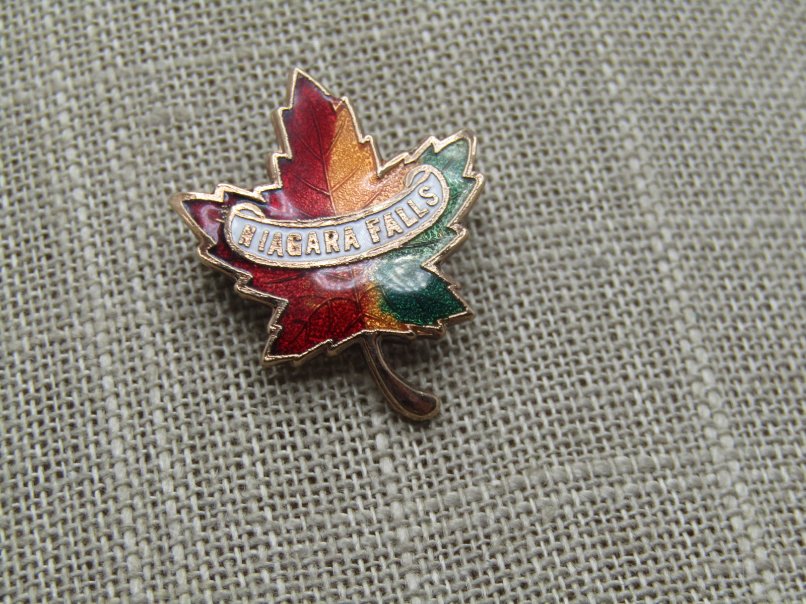 Vintage Guilloche/Enamed Niagra Falls Maple Leaf Brooch, , 1960's-1970's - 4