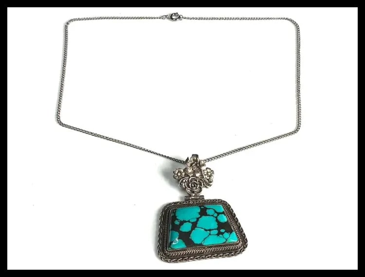Vintage Handmade Artisan Sterling Silver and Turquoise Pendant - 5