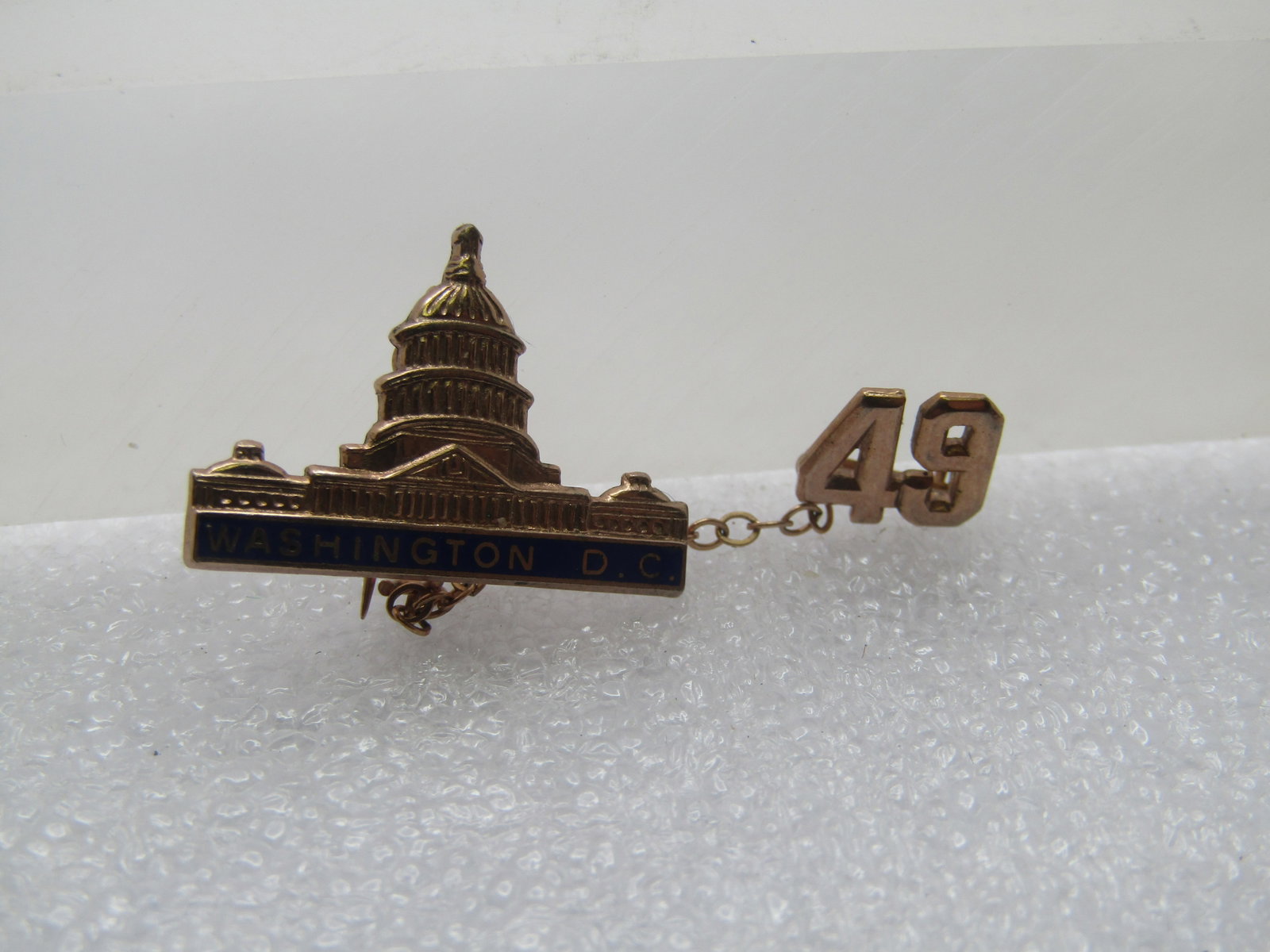 Vintage 1940 Washington DC. Capitol Brooch/Pin, Souvenier (1 of 5)