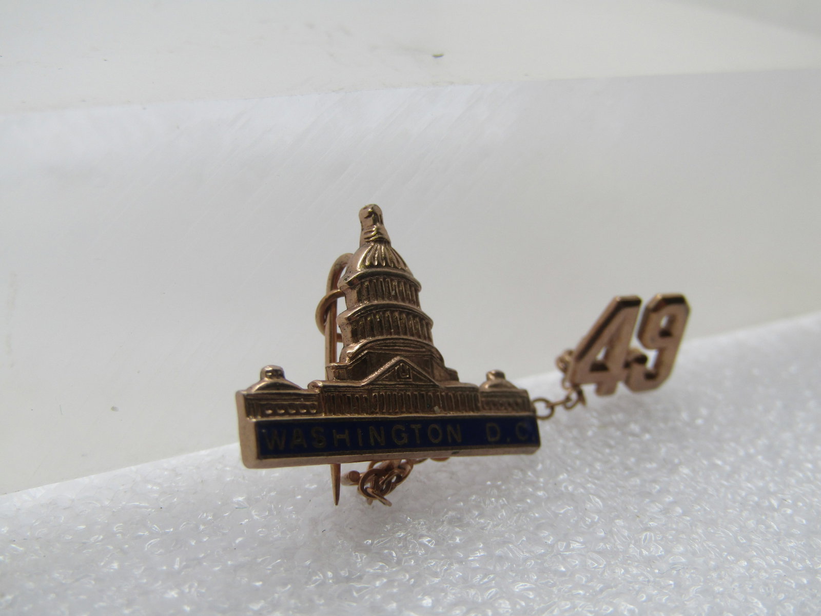 Vintage 1940 Washington DC. Capitol Brooch/Pin, Souvenier - 3