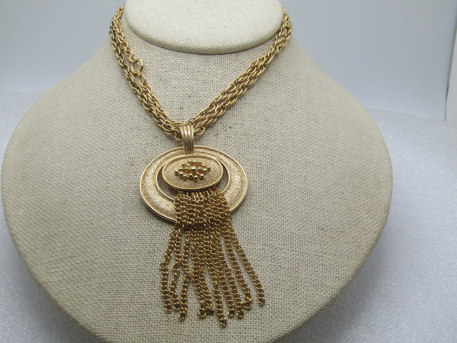 Vintage Avon Tassel Framed Necklace, 24", 1970's. - 2