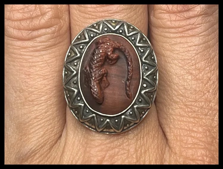 Estate Carolyn Pollack Sterling Silver Carved Redstone Lizard Ring - 7