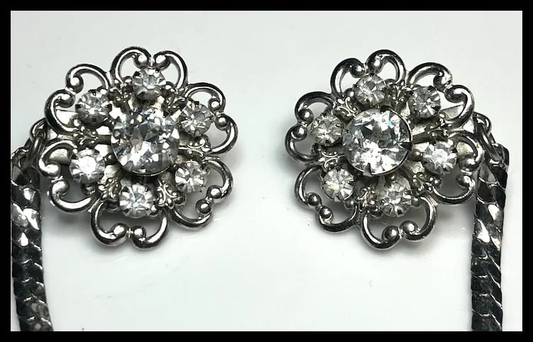 Vintage Rhinestone Statement Collar Clip - 4