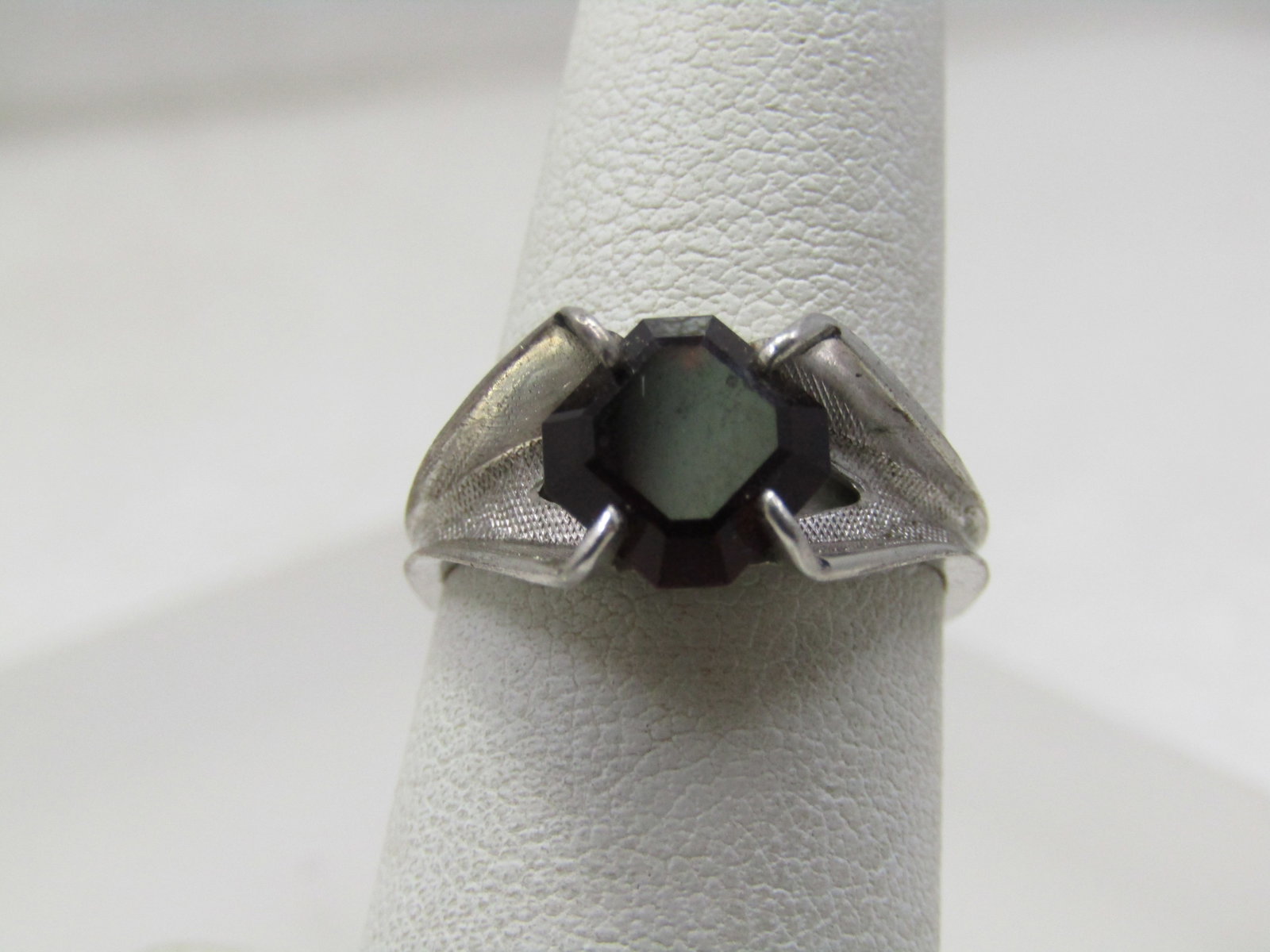 Vintage Sterling Silver Red Stone Ring, Sz. 7, Clarks & Coombs, 1960's-1970's (1 of 8)