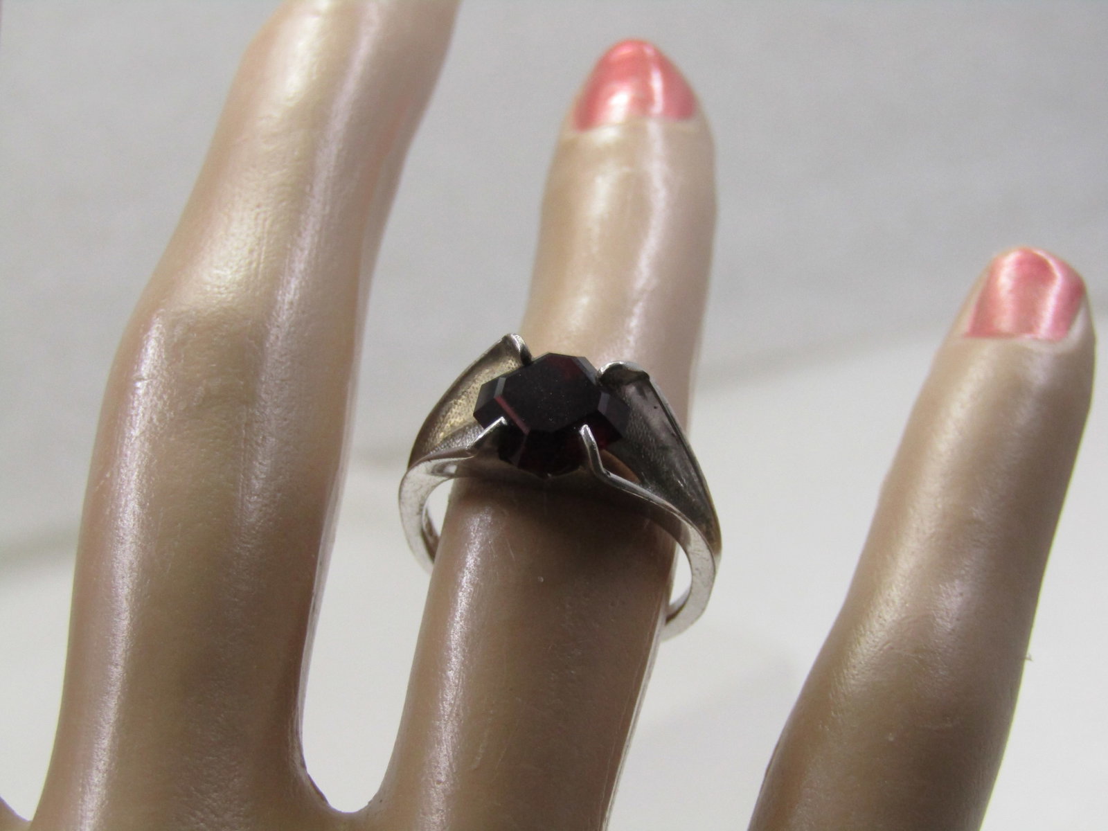 Vintage Sterling Silver Red Stone Ring, Sz. 7, Clarks & Coombs, 1960's-1970's - 8