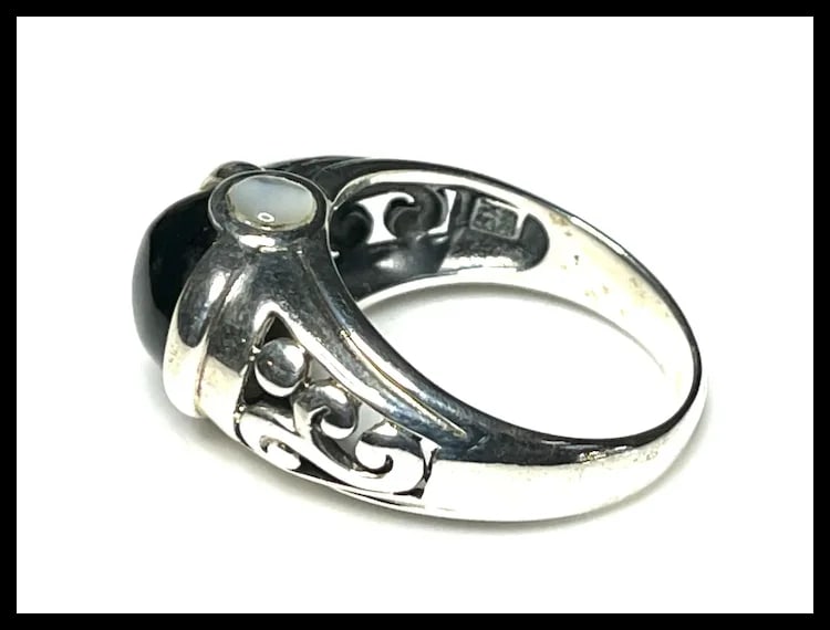 Estate Black Onxy & M oonstone Sterling Silver Cocktail Ring - 4
