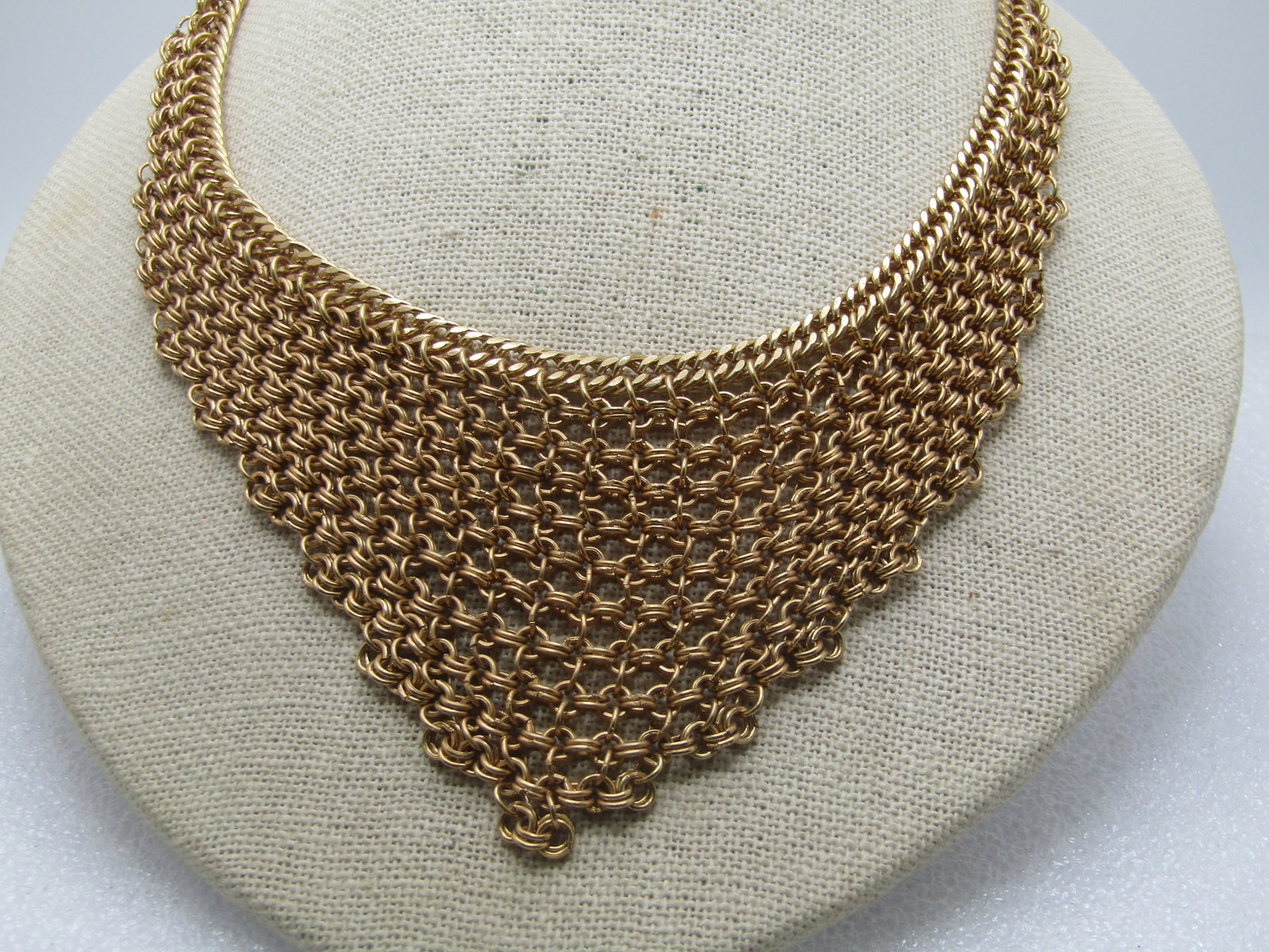 Vintage Mesh Pointed Bib Necklace 16", Gold Tone, 1980's-1990's - 2