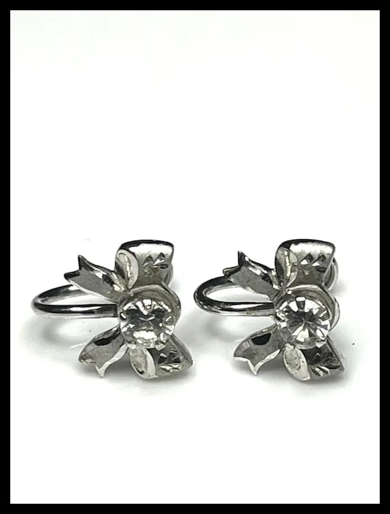 Vintage Marvel Screw Back Bow Earrings - 3