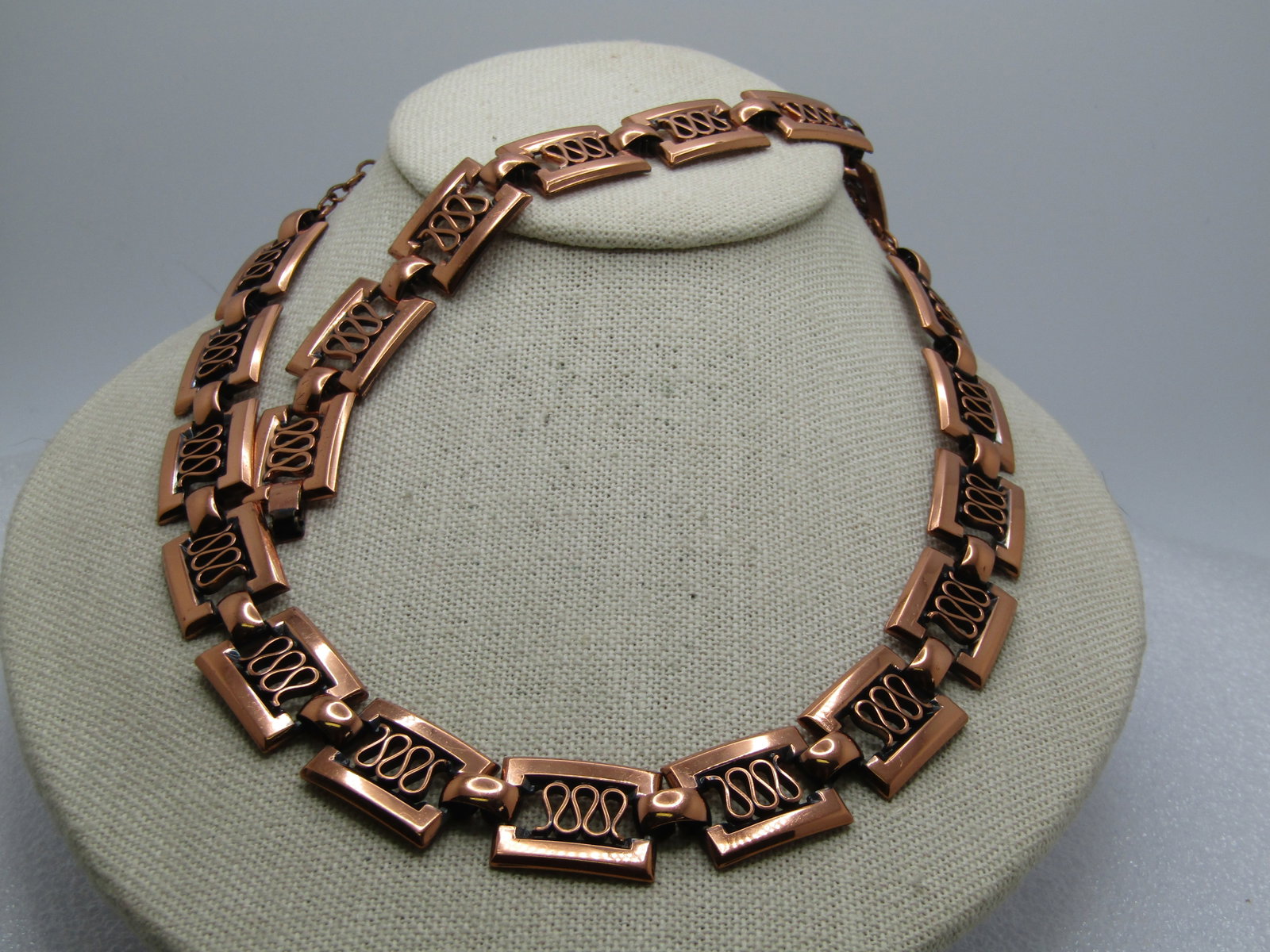 Vintage Renoir Scrolled Copper Necklace, Bracelet, Single Earring. Mid-Century (1 of 5)