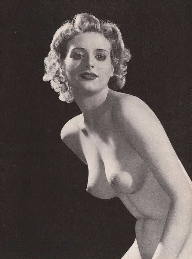 ROYE- In the Studio: Artist: ROYEPrint Title: In the StudioPrinting Date: 1940’sMedium: PhotoengravingPrinted in: the UKImage Size: approx. 9 x 7”Horace Roye (1906-2002) was a photographer working in England with 