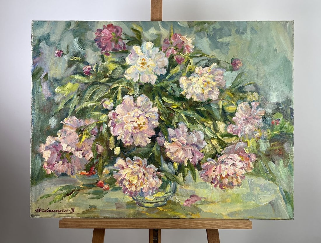 Oil painting Silent fragrance Ivan Kovalenko: Title: Oil painting Silent fragrance Ivan Kovalenko Description: NoAAA5158The oil painting on Canvas titled "Silent Fragrance" exudes an ethereal beauty that transcends words, inviting the viewer into