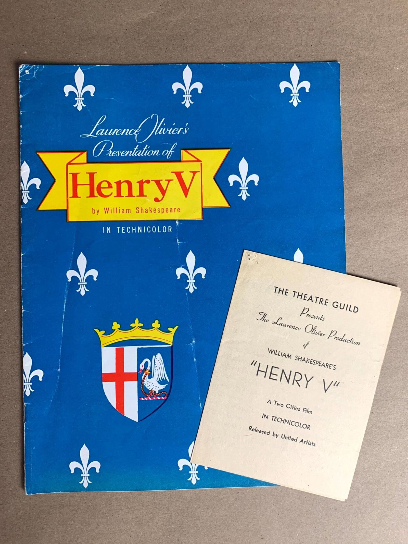 US Playbills (1920's-60) US Movie & Theater (42 Pieces) Harvey, Napoleon, Henry V & More - 10