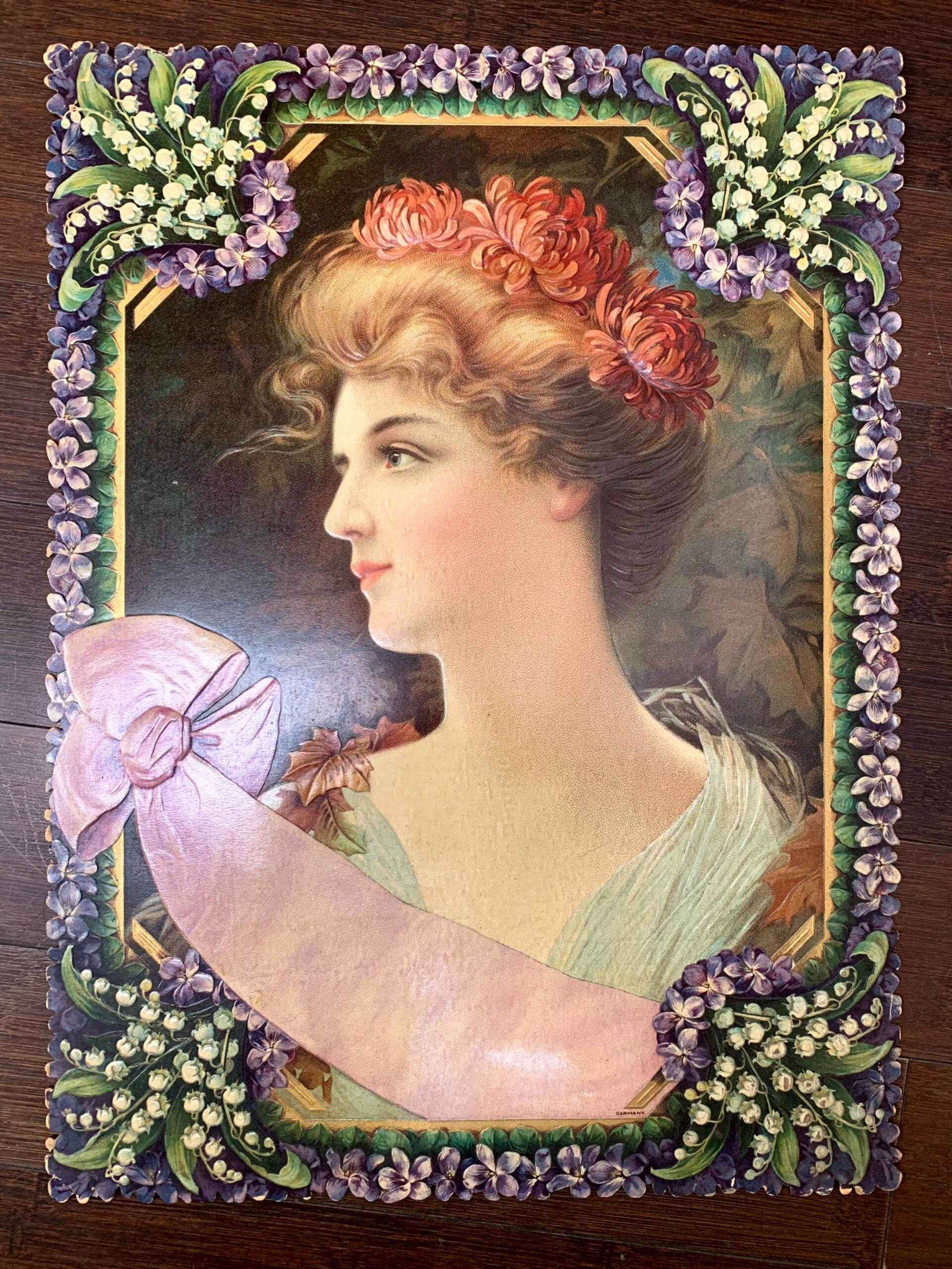 Victorian Embossed Lady (1910) 15x20 German Die-Cut Calendar (1 of 6)