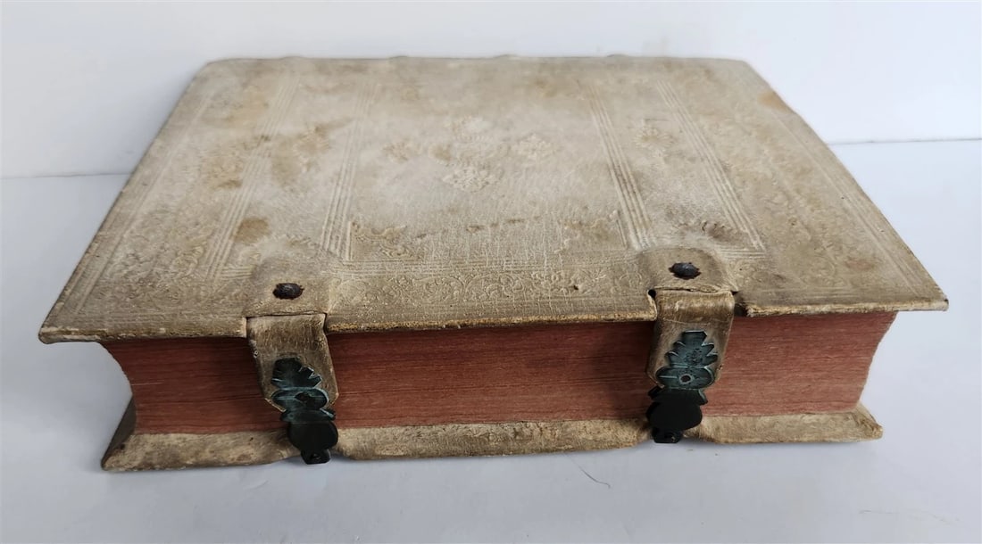 1764 EMBRYOLOGIA OBSTETRICS antique PIGSKIN BINDING w/ CLASPS - 6
