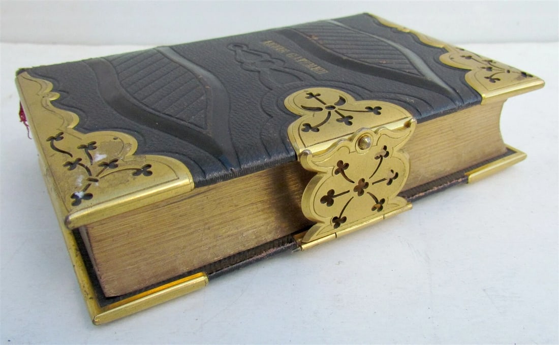 1857 COMMON PRAYER PROTESTANT CHURCH in of AMERICA w/ BRASS CLASP antique - 5
