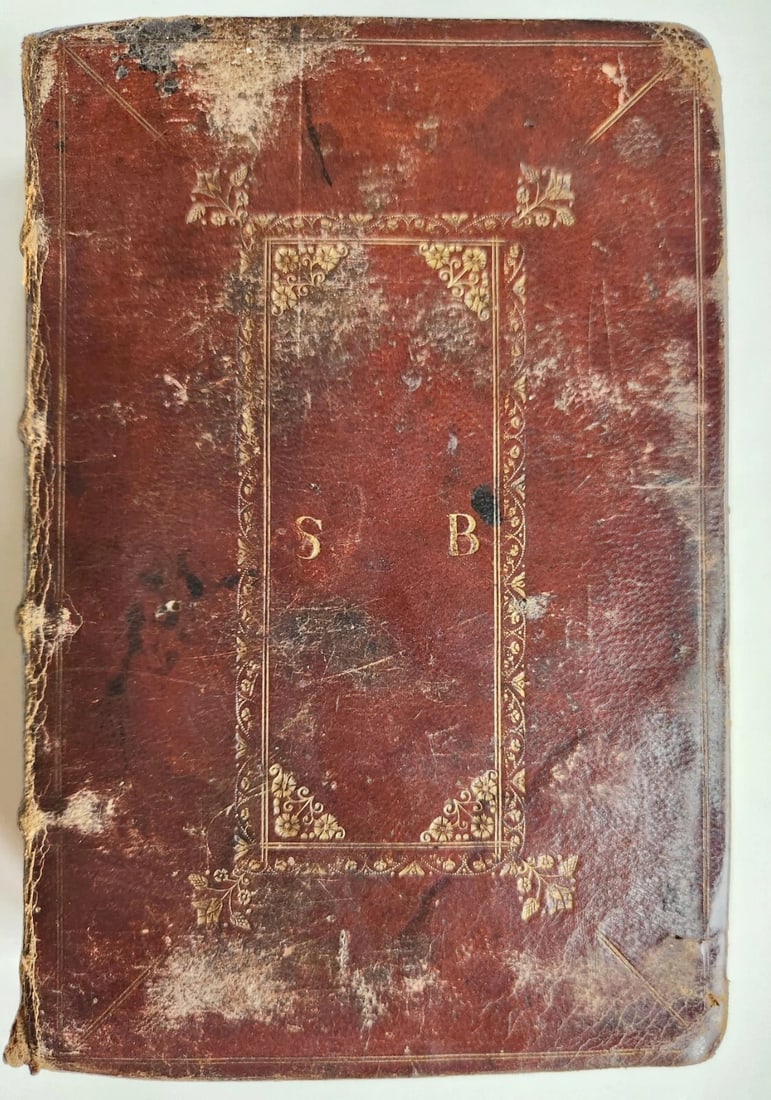 1679 BIBLE in ENGLISH King James antique ORIGINAL red morocco BINDING (1 of 9)