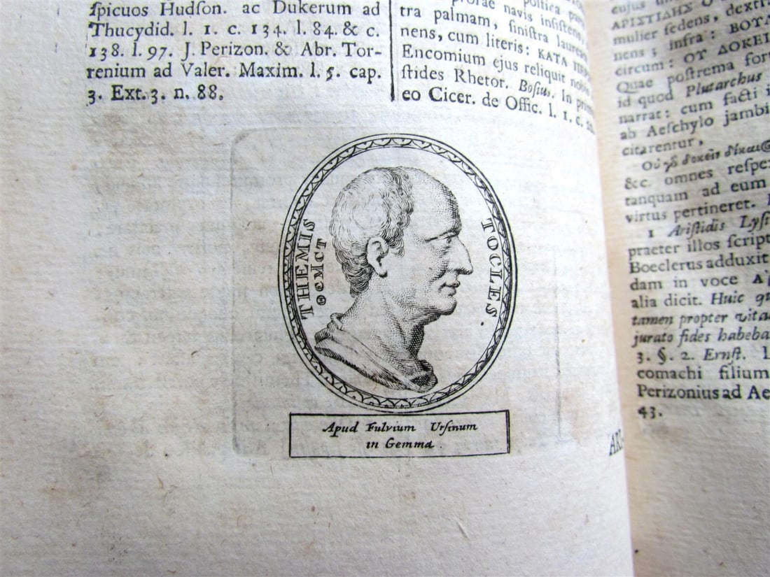 1734 ROMAN HISTORY ARMORIAL BINDING ILLUSTRATED antique LIVES of EMPERORS NEPOS - 7