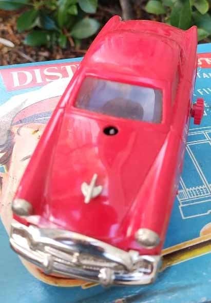 Distler "1955 Studebacker-Packard 400" car with Shell Gas Station (Made in Germany), car runs off a - 3