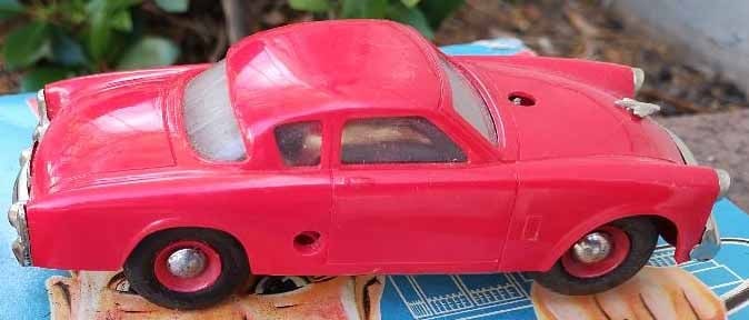 Distler "1955 Studebacker-Packard 400" car with Shell Gas Station (Made in Germany), car runs off a - 4
