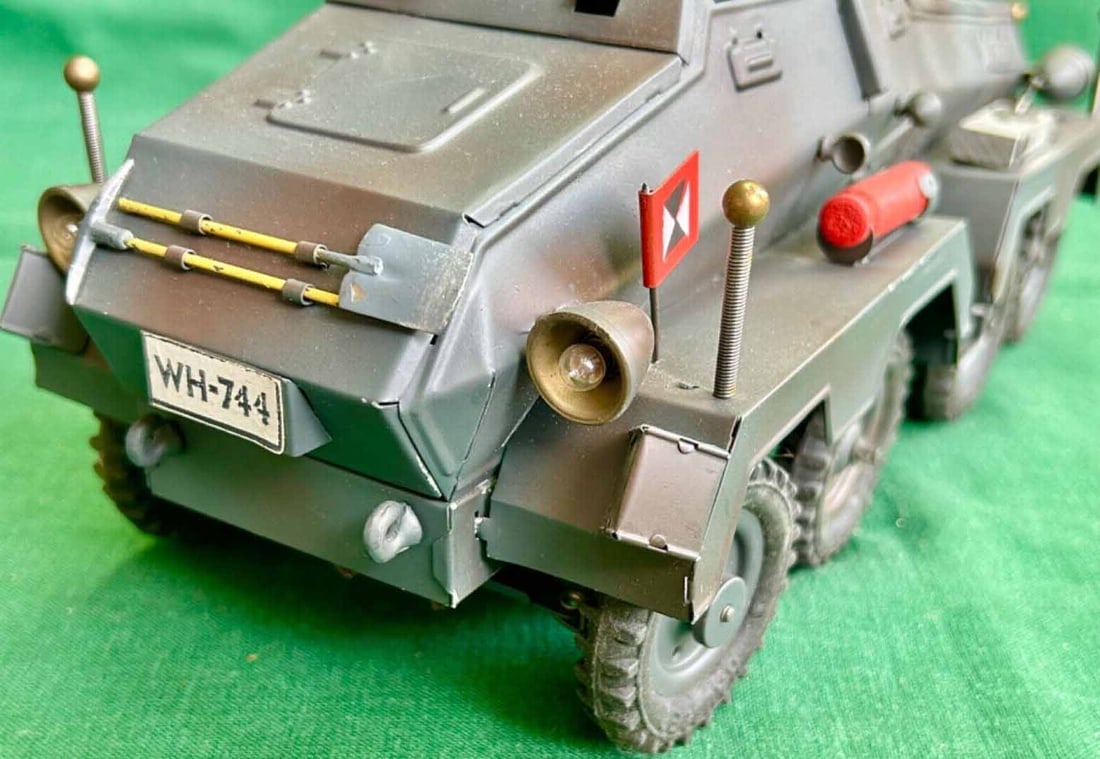 Hausser "Spahwagen" (communication truck) catalog no.744 (Made in Germany), powerful windup with - 7