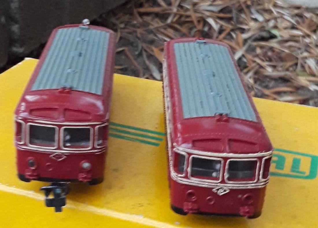Rokal railbus train (Made in Germany),train is c10, box is c8. - 6