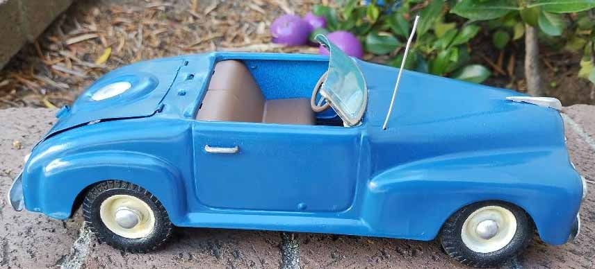 Marchesini Ford Cabrio, Made in Italy .aluminum body,c9 (missing the two gas canisters from the: Marchesini Ford Cabrio, Made in Italy .aluminum body,c9 (missing the two gas canisters from the trunk, clip on windshield?) , powerful windup motor with brake. Reserve: $263.00 Shipping: Domestic: Fla