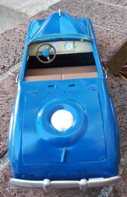 Marchesini Ford Cabrio, Made in Italy .aluminum body,c9 (missing the two gas canisters from the - 4
