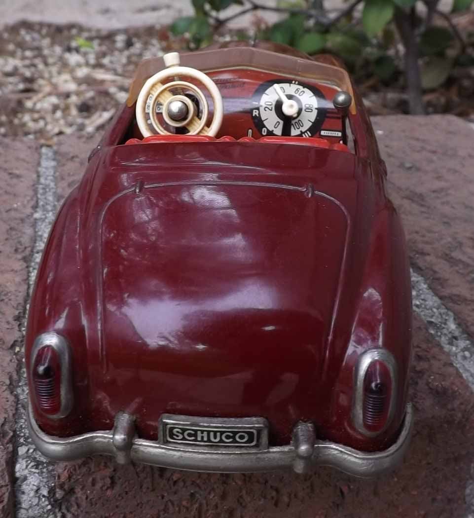 Schuco Combinato ,separate windups for propulsion and horn, working tachometer coupled with - 4