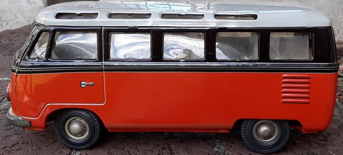 Tippco VW police bus TCO-020, made in Western Germany in the 60's , c9.: Tippco VW police bus TCO 020, made in Western Germany in the 60's , c9. Reserve: $636.00 Shipping: Domestic: Flat rate of $35.00 to anywhere within the contiguous U.S. International: Flate rate of