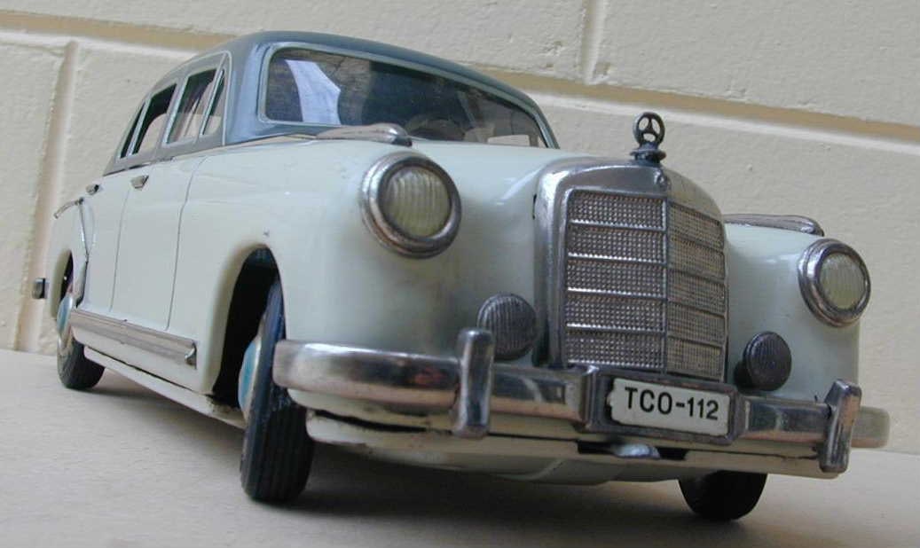Tippco (made in Germany) Mercedes 220s, friction, c9.5 . - 5