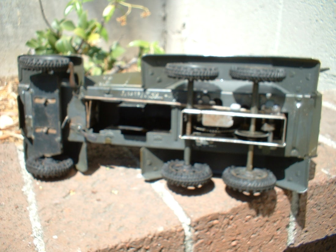 1937 Lineol "Panzerspahwagen" 1211, windup motor,six-wheeled military truck, the turret swings - 5