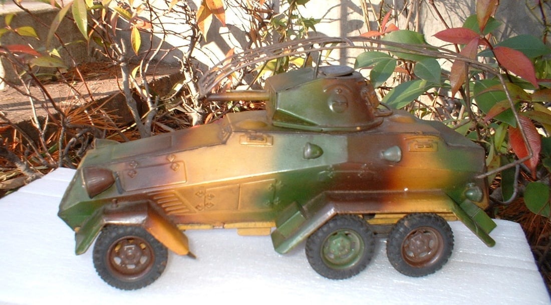 1937 Lineol "Panzerspahwagen" 1211, windup motor,six-wheeled military truck, the version with - 3