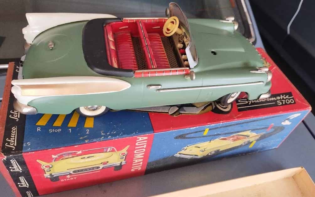 Schuco 5700 Packard Hawk "Synchromatic".This unusual and highly realistic car has automatic - 2