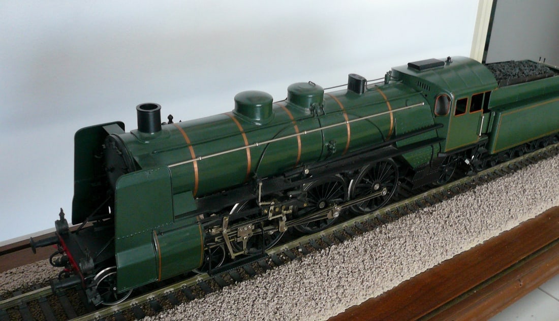 Felix Spring (Made in Switzerland) Bayern 4-6-2 gauge 1 locomotive, electric motor, working electric - 4